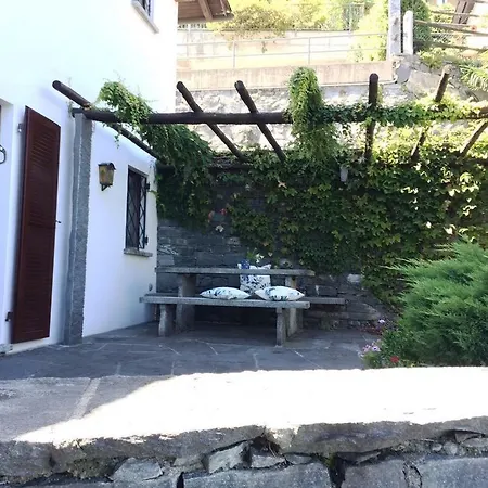 Semesterbostad Brilago 6 Brissago